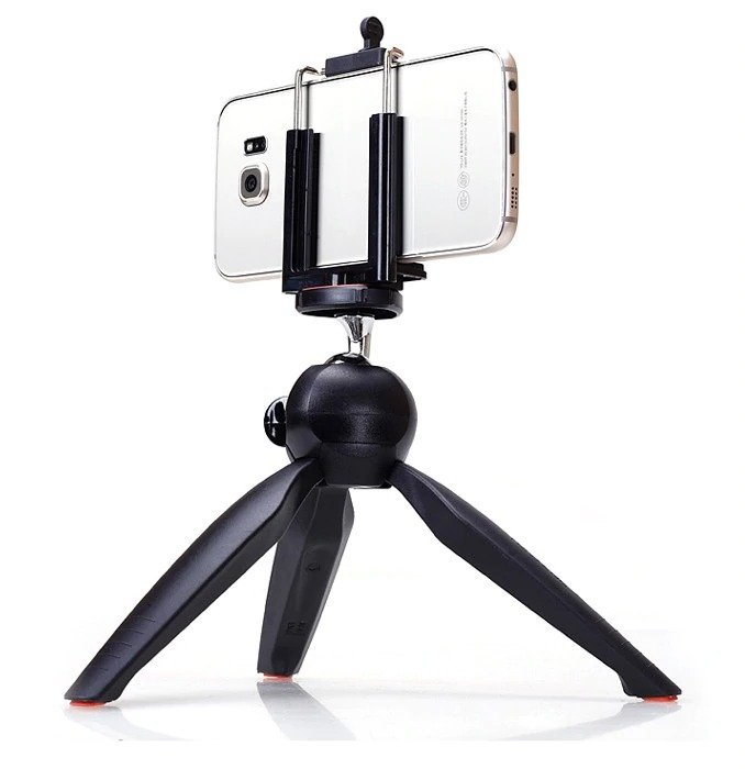Yunteng YT-228 Mini Tripod Stand With Phone Holder Clip Yunteng YT-228 Mini Tripod Stand With Phone Holder Clip