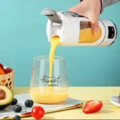Portable Juicer with LED Screen 450 ML Portable Juicer with LED Screen 450 ML