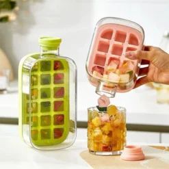 2-in-1-ice-cube-portable-water-bottle-with-tray